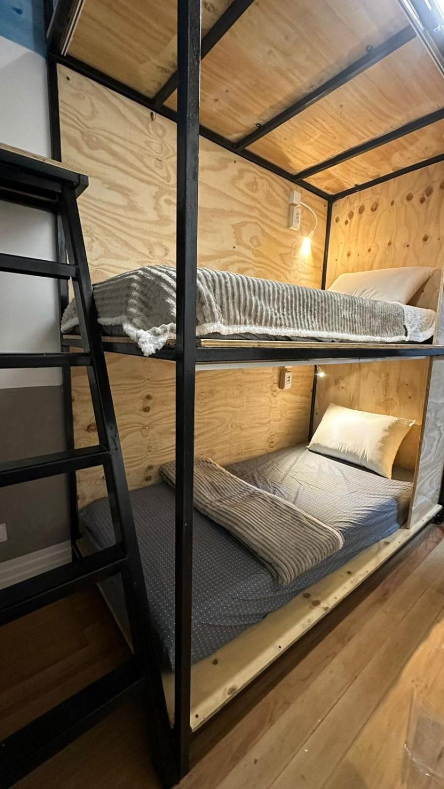 Hostel Hug Brasil Curitiba Dış mekan fotoğraf