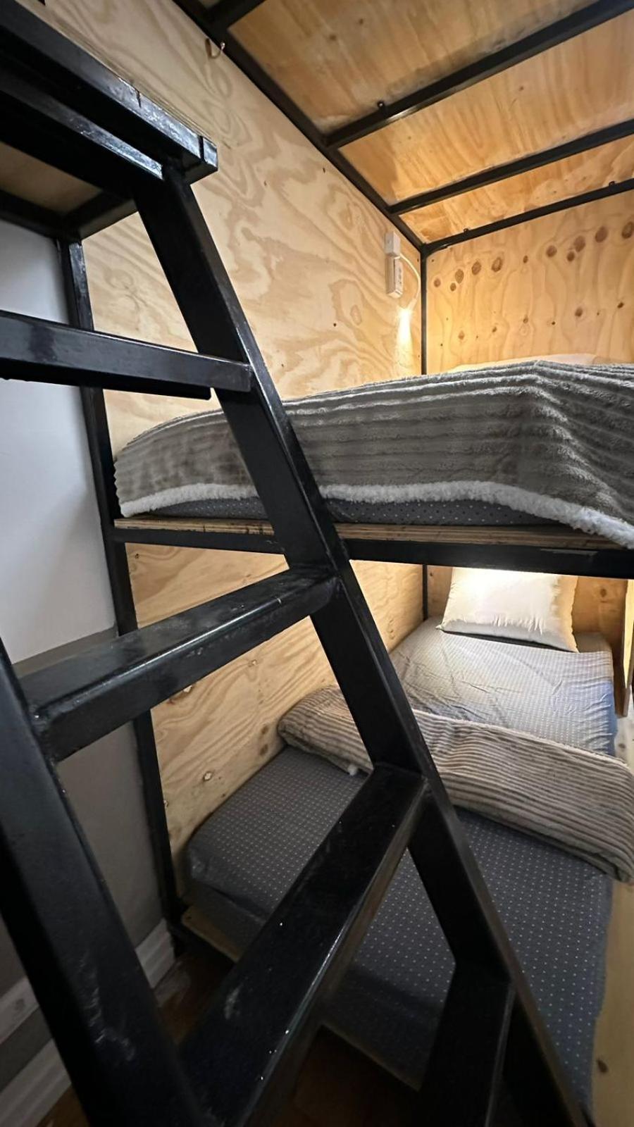 Hostel Hug Brasil Curitiba Dış mekan fotoğraf