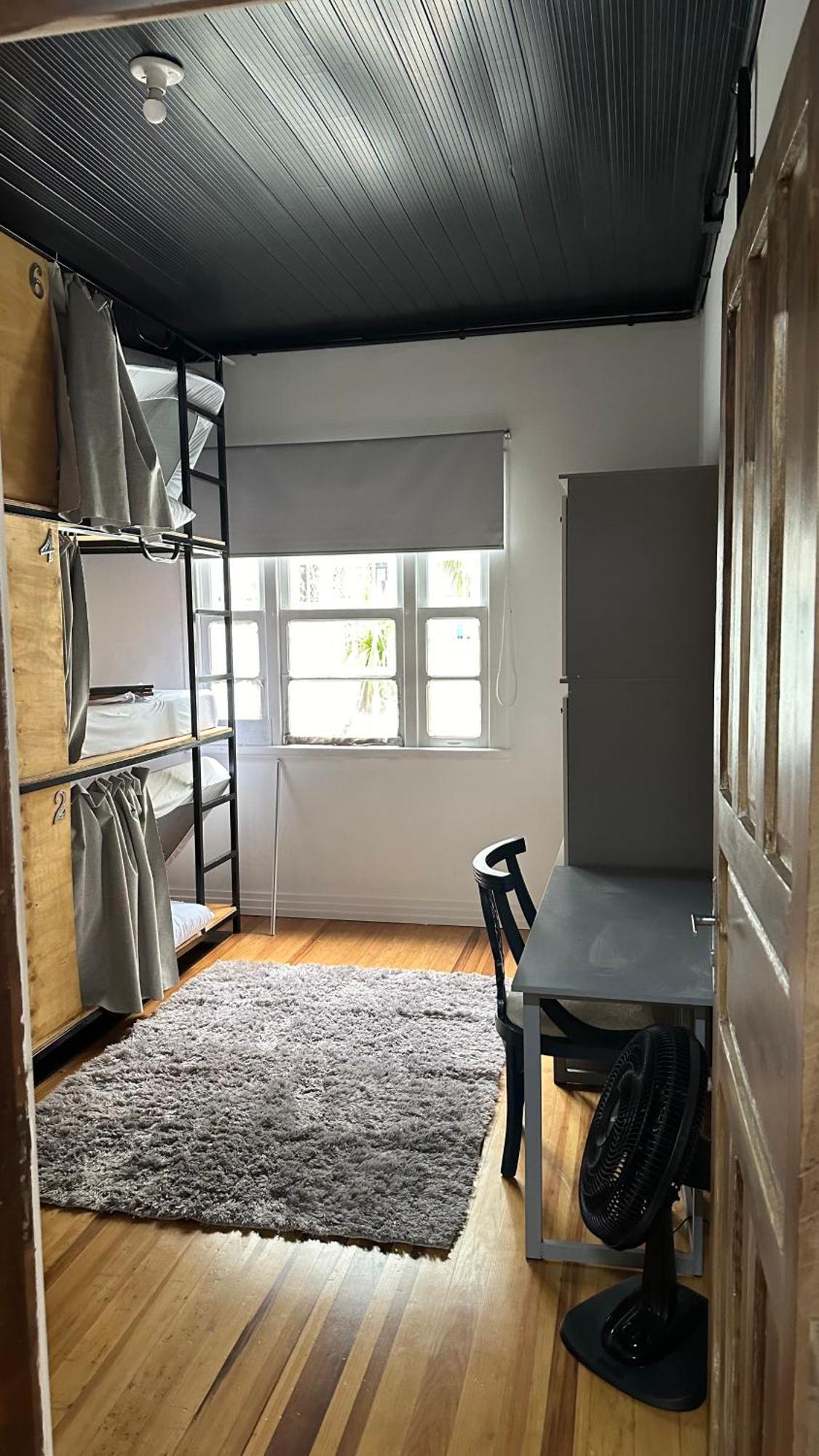 Hostel Hug Brasil Curitiba Dış mekan fotoğraf